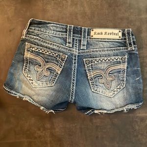 size 25W rock revival denim shorts